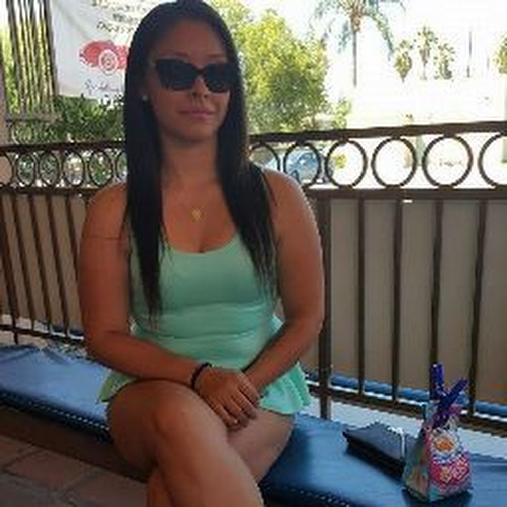 Meet your Posher, Leticia